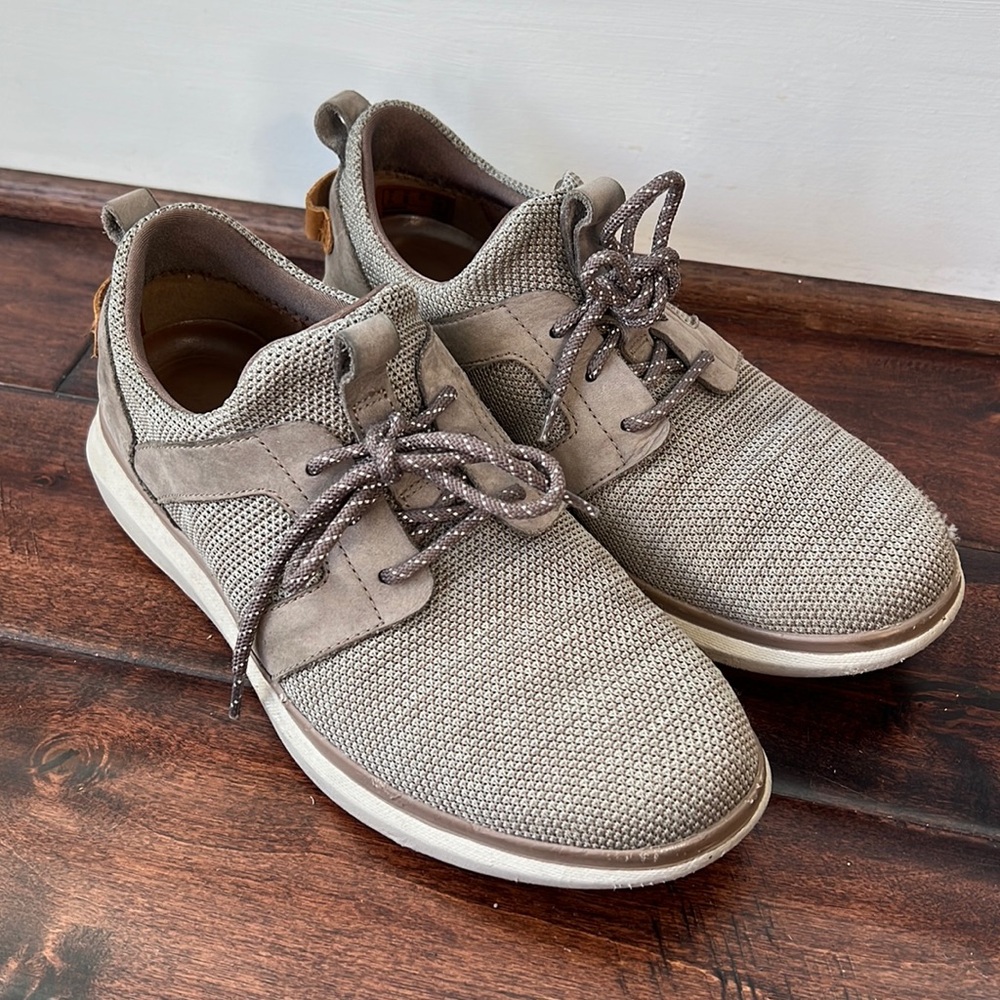 Clarks Men’s Sneakers Size 8